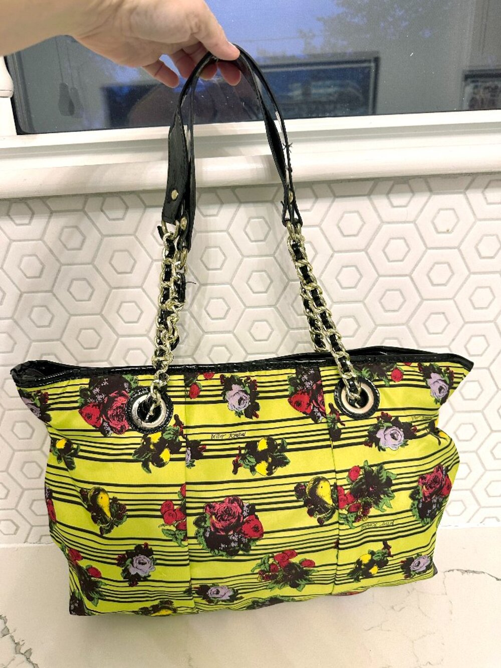 Betsey Johnson lime green tote bag/purse with roses